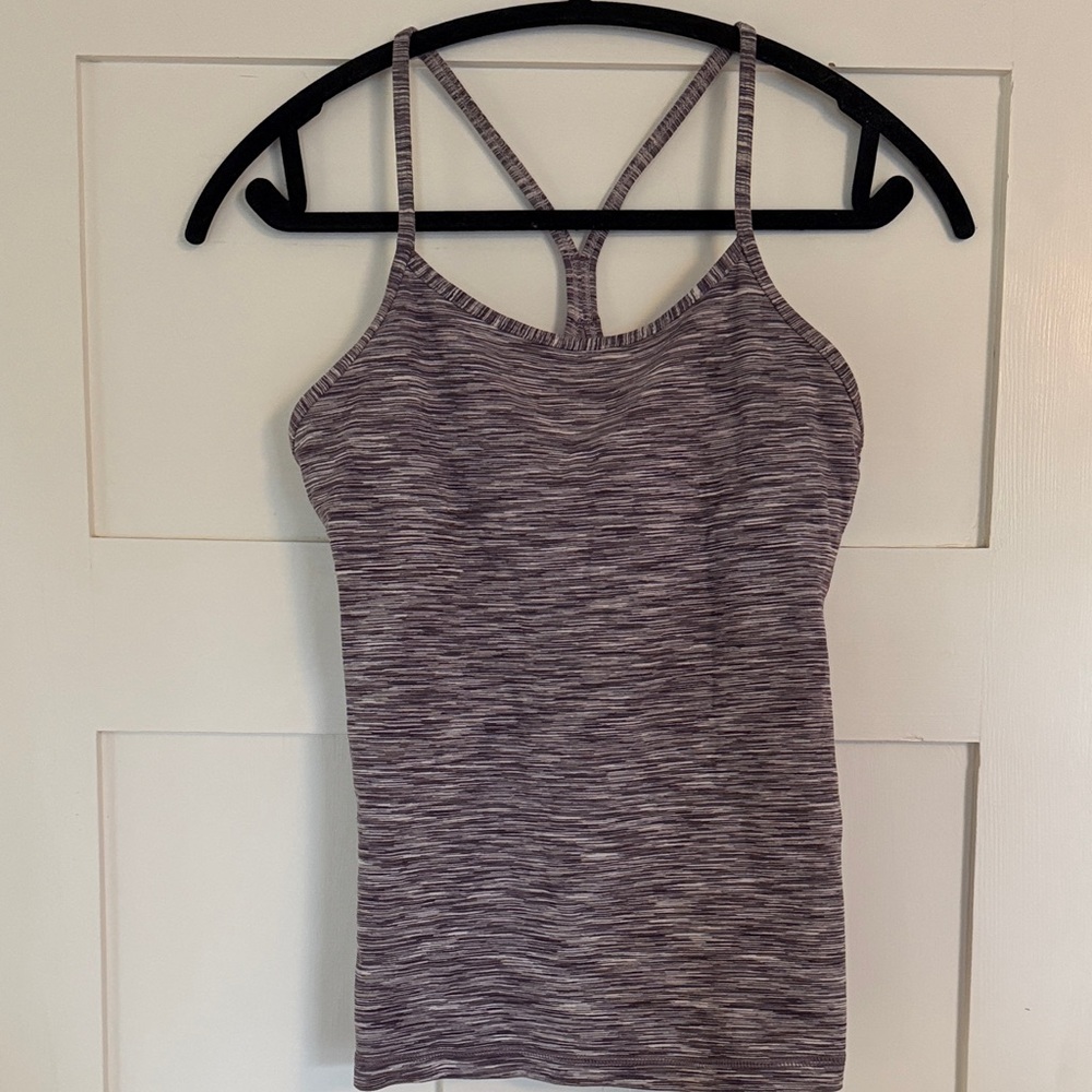 Lululemon size 6 workout tank
